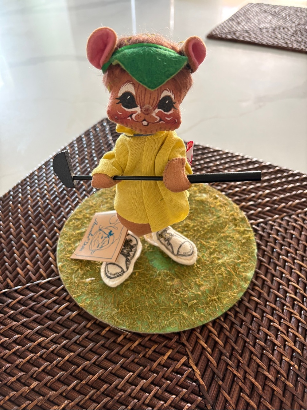 Annalee Brown Plush Golfer Mouse with Yellow Outfit and Green Cap
